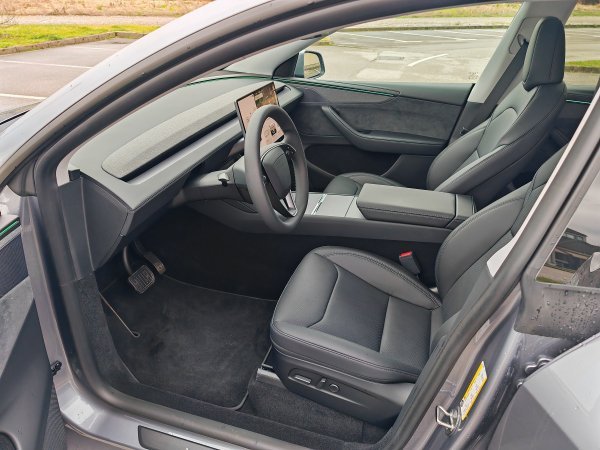Tesla Model Y Long Range All-Wheel