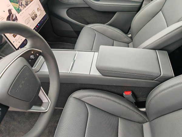 Tesla Model Y Long Range All-Wheel
