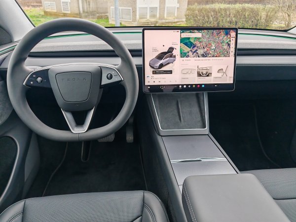 Tesla Model Y Long Range All-Wheel