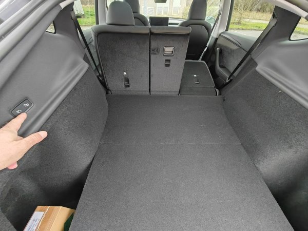 Tesla Model Y Long Range All-Wheel