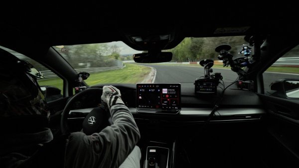 Golf GTI Edition 50 - najbrži serijski Volkswagen model na stazi Nordschleife