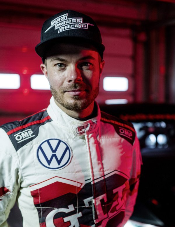 Golf GTI Edition 50 - vozač Benny Leuchter u gotovo serijskom testnom vozilu odvozio je krug Nordschleifea za samo 07:46:13 minuta