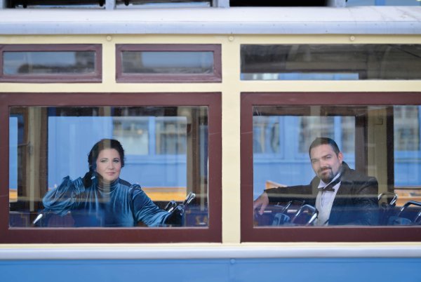 Nova operna sezona najavljena je kao sezona "zrelosti ansambla, ambicije i međunarodne i umjetničke dosljednosti"
