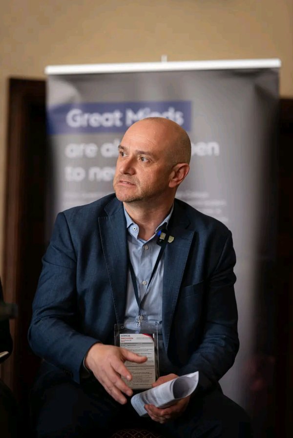 dr. sc. Hrvoje Meštrić, ravnatelj Uprave za znanost i tehnologiju, Ministarstvo znanosti, obrazovanja i mladih