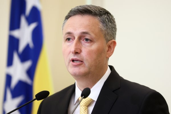 Bećirović u Londonu: Nije slučajnost da je Putin primio Dodika 26 puta