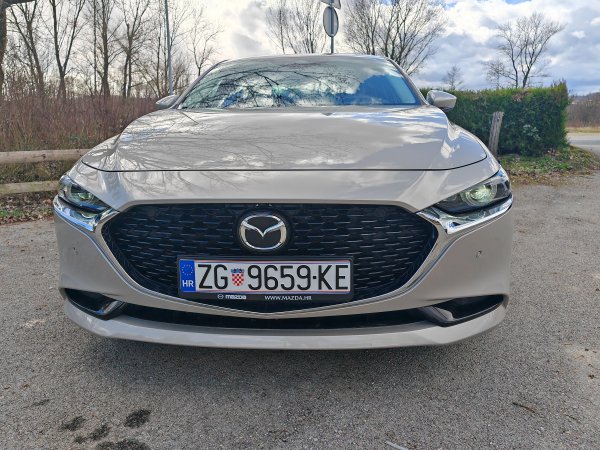 Mazda3 2.5 e-Skyactiv G 140 Exclusive-Line