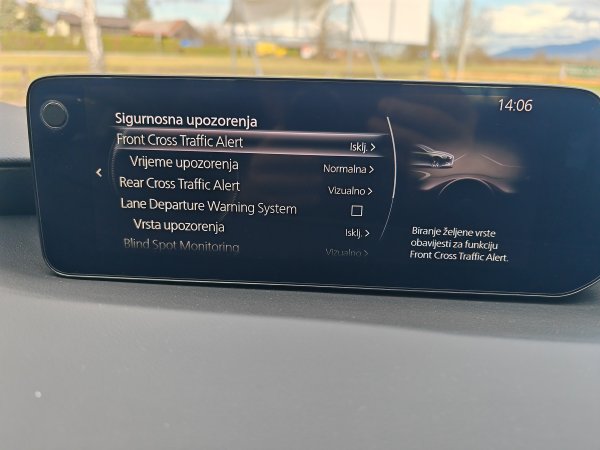 Mazda3 2.5 e-Skyactiv G 140 Exclusive-Line