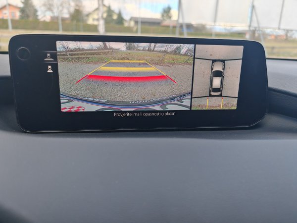 Mazda3 2.5 e-Skyactiv G 140 Exclusive-Line