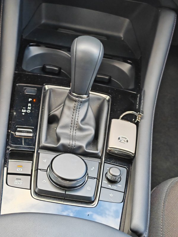 Mazda3 2.5 e-Skyactiv G 140 Exclusive-Line