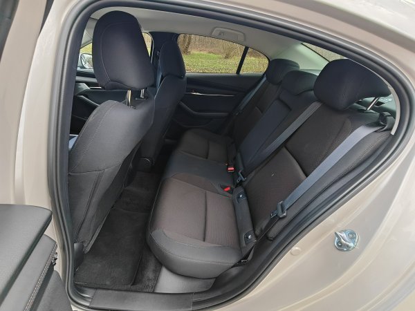Mazda3 2.5 e-Skyactiv G 140 Exclusive-Line
