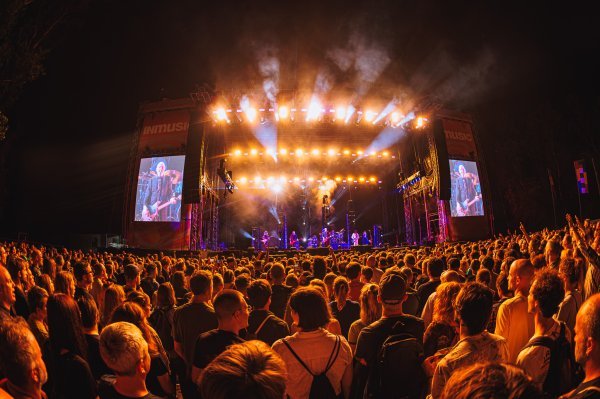 Tehnički uvjeti Otoka mladosti zahtijevaju određenu prilagodbu, no organizacijski, INmusic funkcionira gotovo besprijekorno