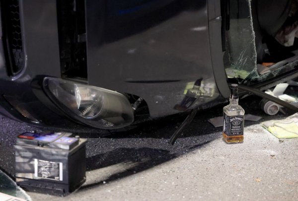 Boca alkohola ispala iz auta