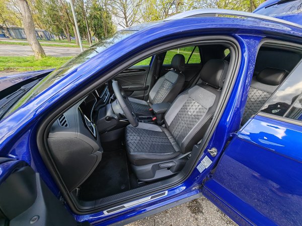 Volkswagen T-Roc 1.5 TSI EVO DSG R-Line