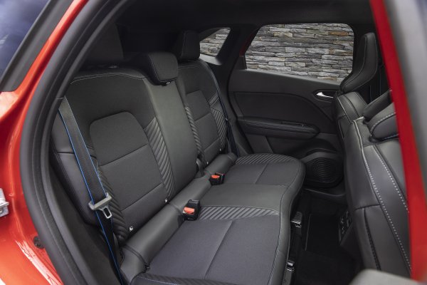 Renault Symbioz full hybrid E-Tech - Esprit Alpine - Flame Red crvena