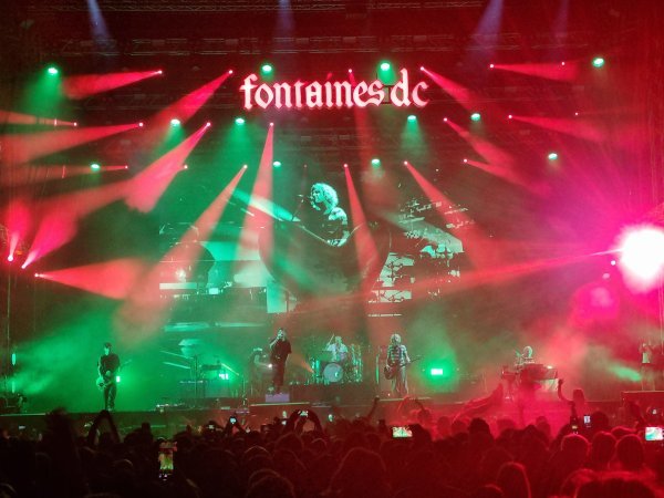 Šaroliki spektakl Fontaines D.C.-a u bojama irske zastave