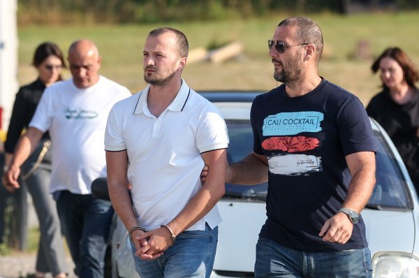 Policija dovela osumnjičenog Andreja B. na pretres kuće