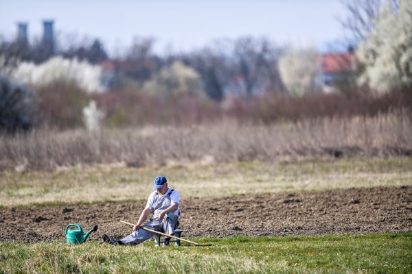 Međugodišnji rast promet industrije za 6,4 posto