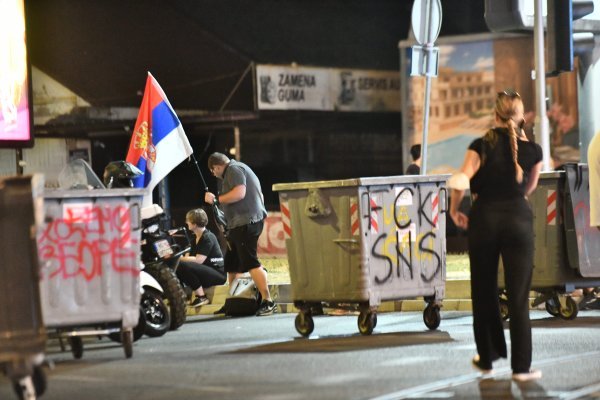 Građani Beograda blokirali ulice povodom uhićenja studenata
