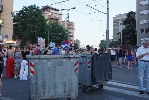Studenti i građani blokiraju nekoliko ulica u Beogradu