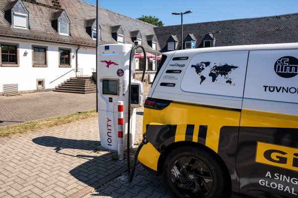 ID. Buzz LWB na rekordnoj vožnji kroz više od 75 zemalja