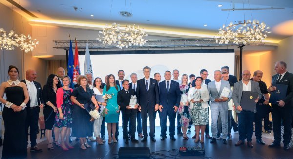 Najbolji obrtnici nagrađeni 'Zlatnim rukama', ministar najavio nove potpore i ulaganja
