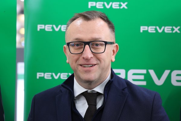 Pevex otvorio prodajni centar u Gospiću, vrijedan više od 10 milijuna eura