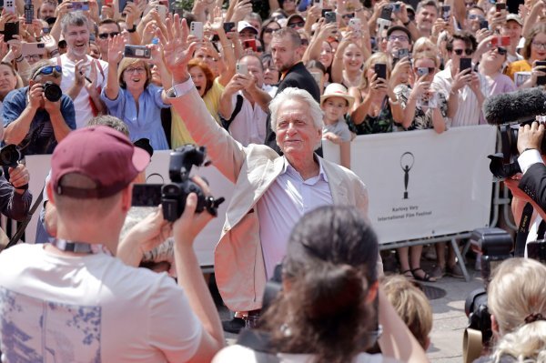 Michael Douglas