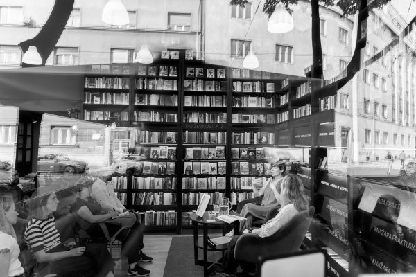 Ne zavaravam se da književnost ima utjecaja, pogotovo u ovako teškim vremenima