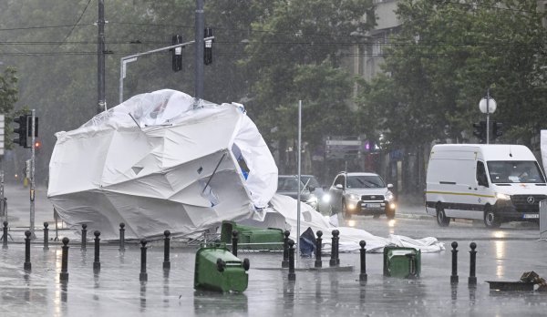Vjetar otpuhao Ćacilend