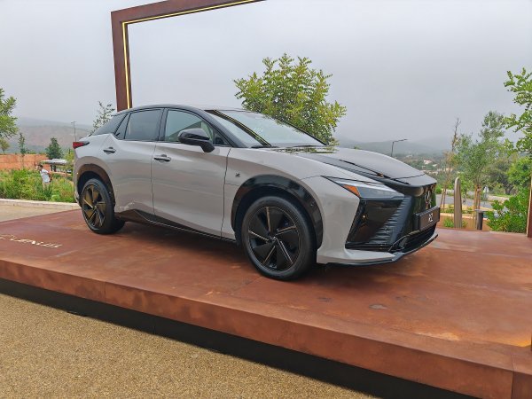 Lexus RZ - osvježeni model