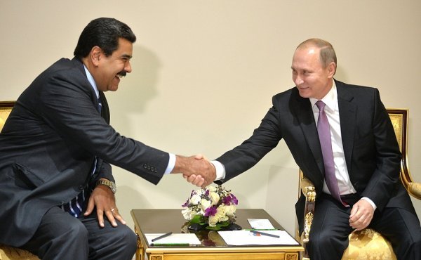 Maduro i Putin dogovorili su još davnih dana izgradnju tvornice
