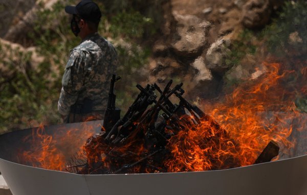 Borci PKK polažu oružje