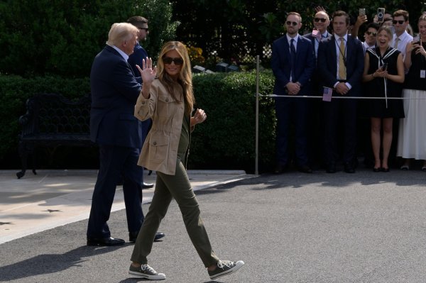 Melania Trump nosi tenisice koje su uvijek u trendu, a obilježile su i njezinu mladost