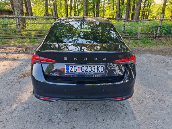 Škoda Octavia FL Selection 2.0 TDI