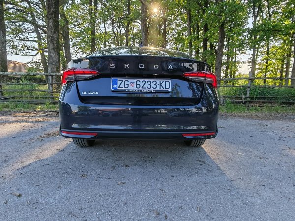 Škoda Octavia FL Selection 2.0 TDI