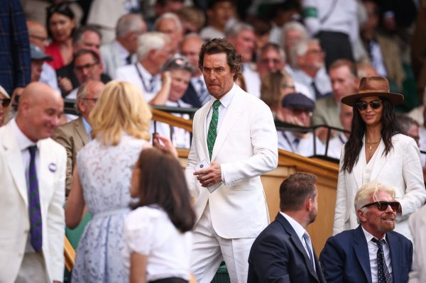 Matthew McConaughey na finalu Wimbledona