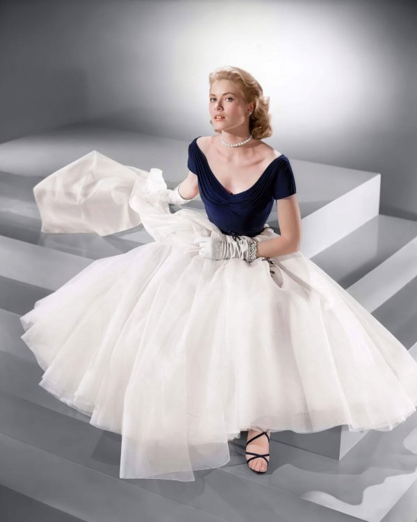 Grace Kelly u Hitchcockovom filmu 'Prozor u dvorište'