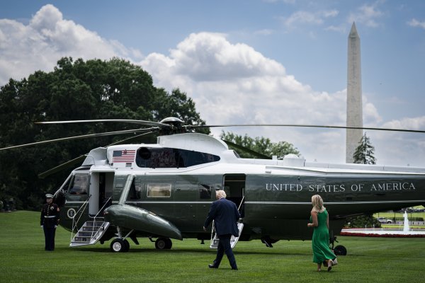 Trump planira u Škotsku obići svoje golf terene; susret će se i sa Starmerom