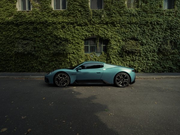 Maserati MCPURA coupé