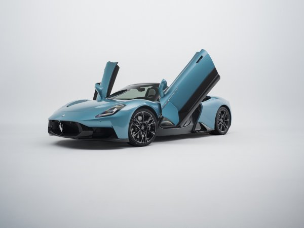 Maserati MCPURA Cielo