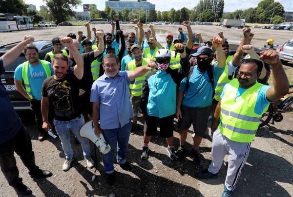 Prosvjed dostavljača Wolta