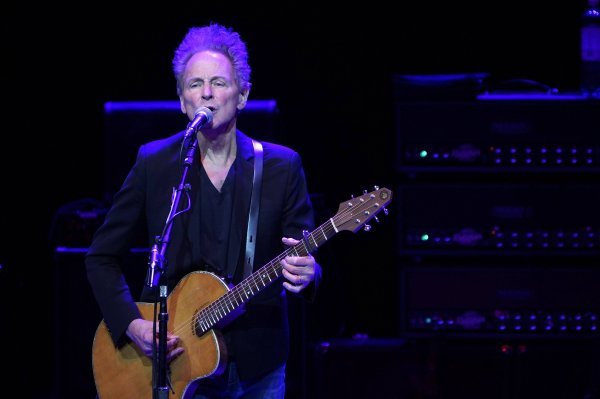 Lindsey Buckingham