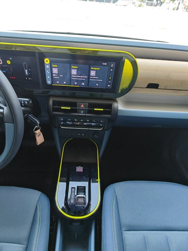 Fiat Grande Panda 1.2 110 e-Hybrid AT La Prima
