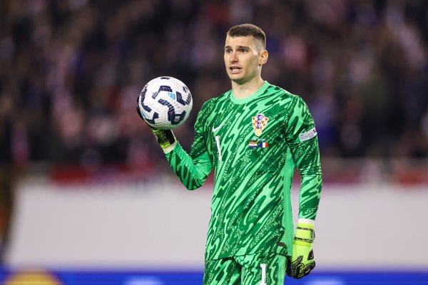 Ponoćna senzacija iz Turske! Livaković ponuđen najtrofejnijem klubu u povijesti; evo što se događa
