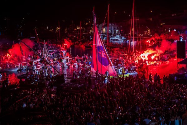 Koncert 'Trag u beskraju' u čast Oliveru Dragojeviću