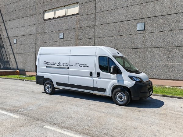 Peugeot E-Boxer Furgon L3H2 335 110 kWh 270 e-EAT