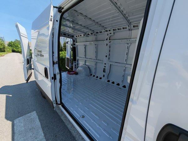 Peugeot E-Boxer Furgon L3H2 335 110 kWh 270 e-EAT