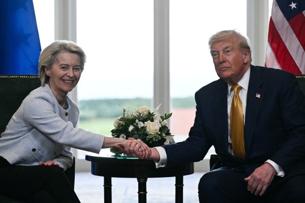 Donald Trump i Ursula von der Leyen postigli su trgovinski sporazum koji bi mogao ići na štetu brojnih europskih industrija