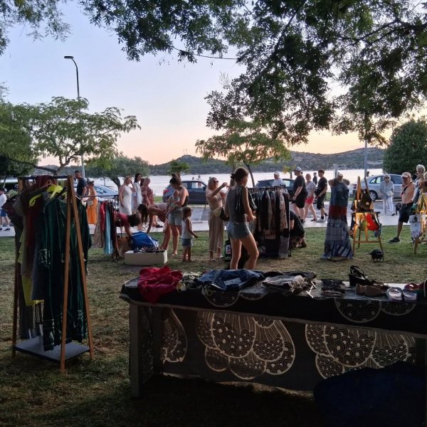 Tekstil Teror buvljak + DJ kolektiv MaMe