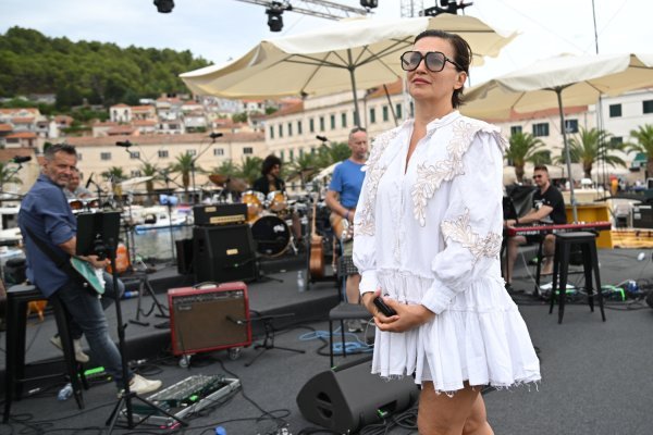 Nina Badrić uoči koncerta 'Trag u beskraju'